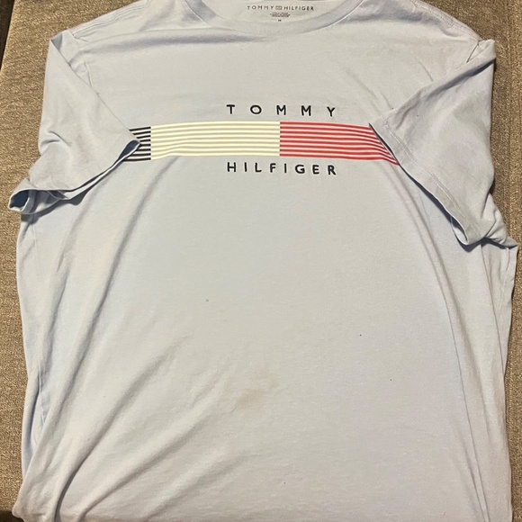 Tommy Hilfiger mens designer t-shirt. Baby blue. Medium. - Picture 4 of 4